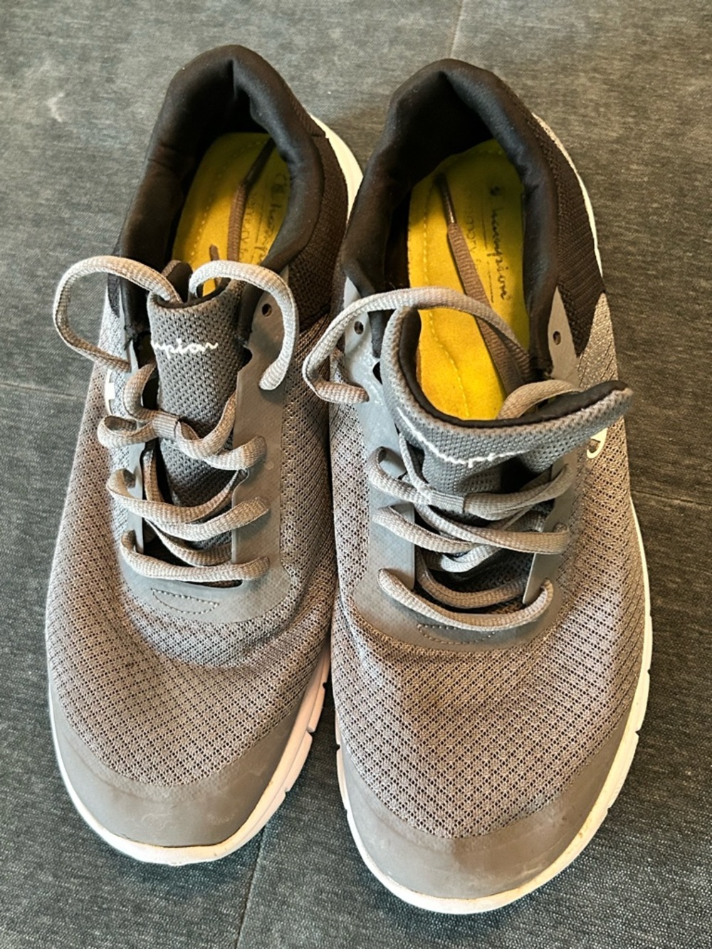 Men's Athletic Running Shoes - Gray